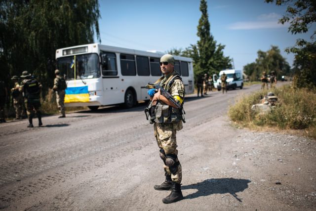 Ουκρανία: Δώδεκα στρατιώτες νεκροί από πυρά αυτονομιστών