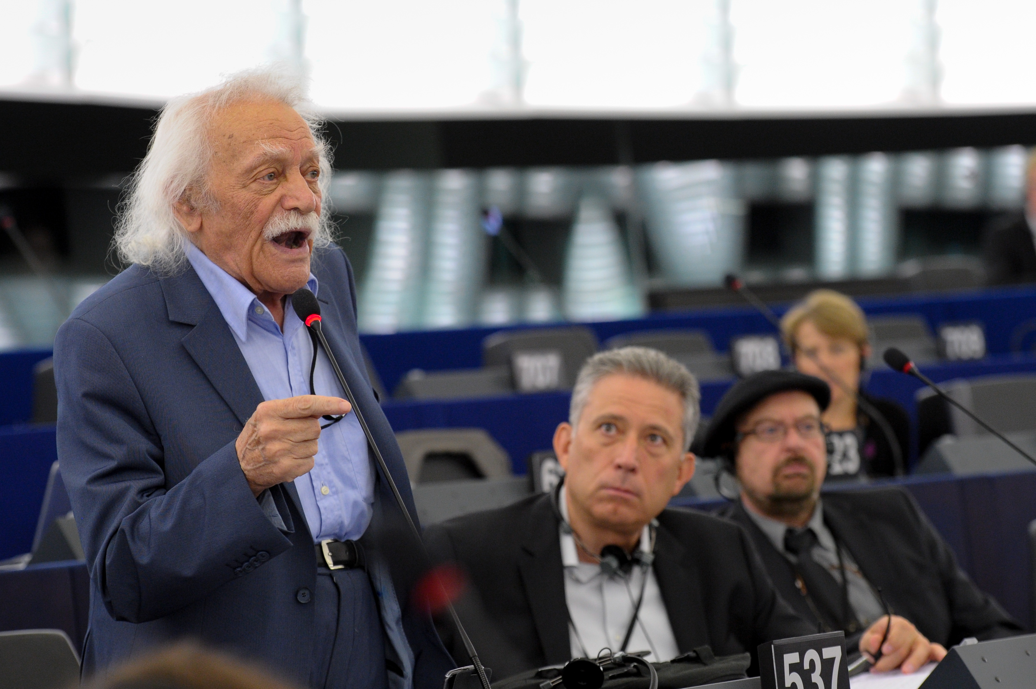 Σκληρή κριτική του Μανώλη Γλέζου για τη συμφωνία του Eurogroup