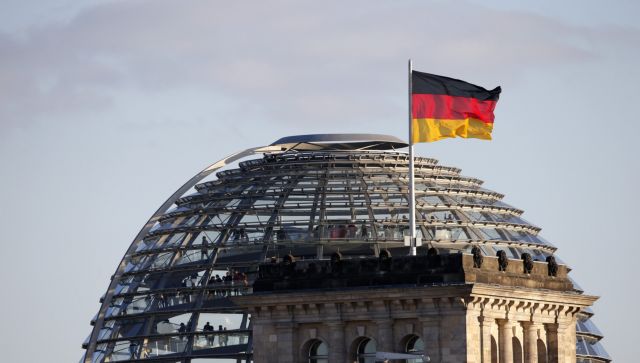 Germany allegedly planning for a Greek default within the Eurozone