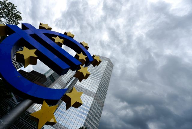FT:Εγγύηση για το ελληνικό χρέος από την ΕΚΤ θα ζητήσει η ευρωζώνη