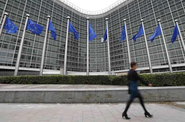 European Commission argues approval of new bailout “entirely feasible”
