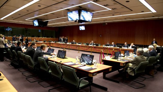 Critical Eurogroup session on third bailout begins at 4pm