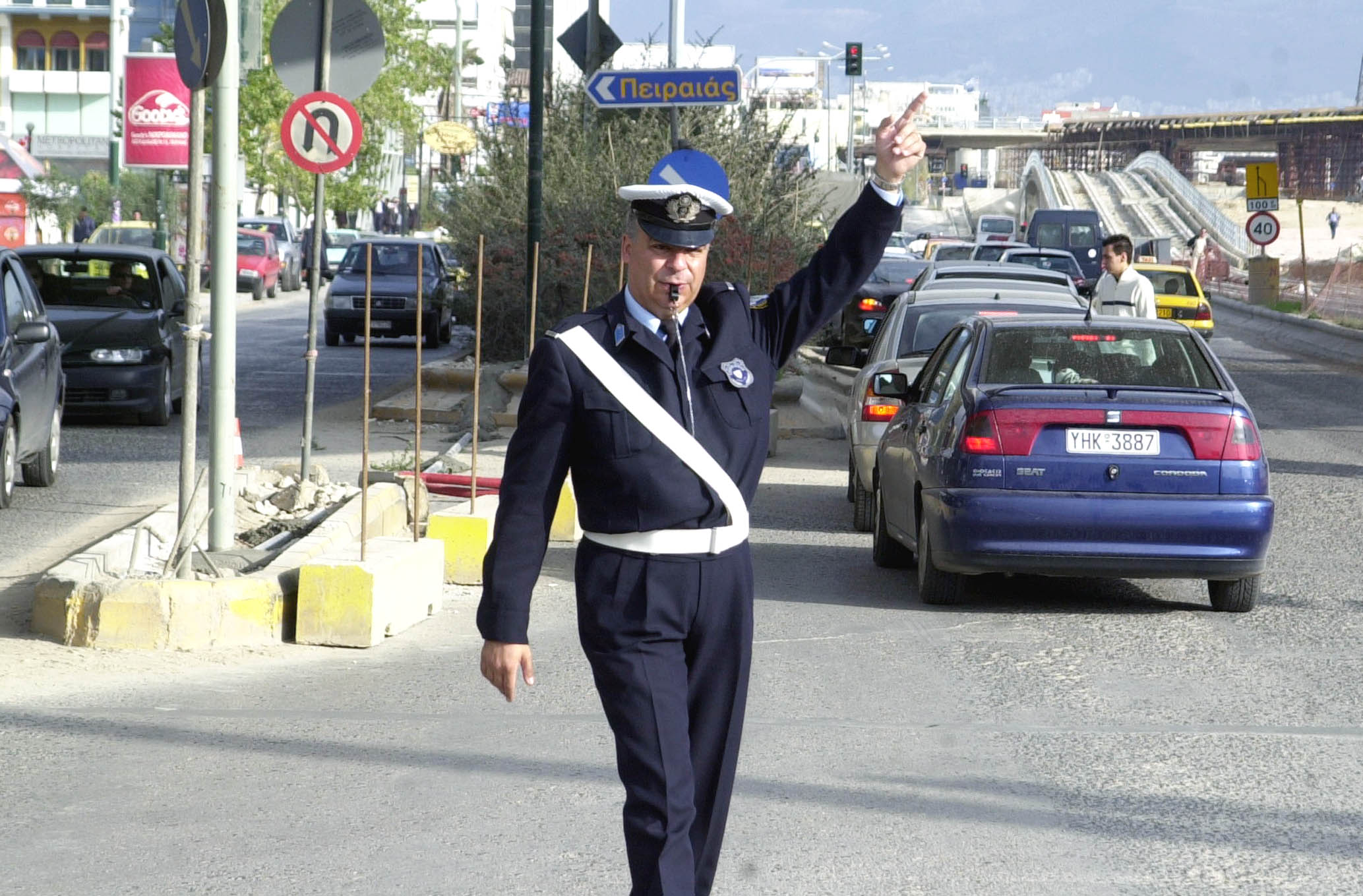 Κυκλοφοριακές ρυθμίσεις την Τετάρτη στη Λ. Ποσειδώνος