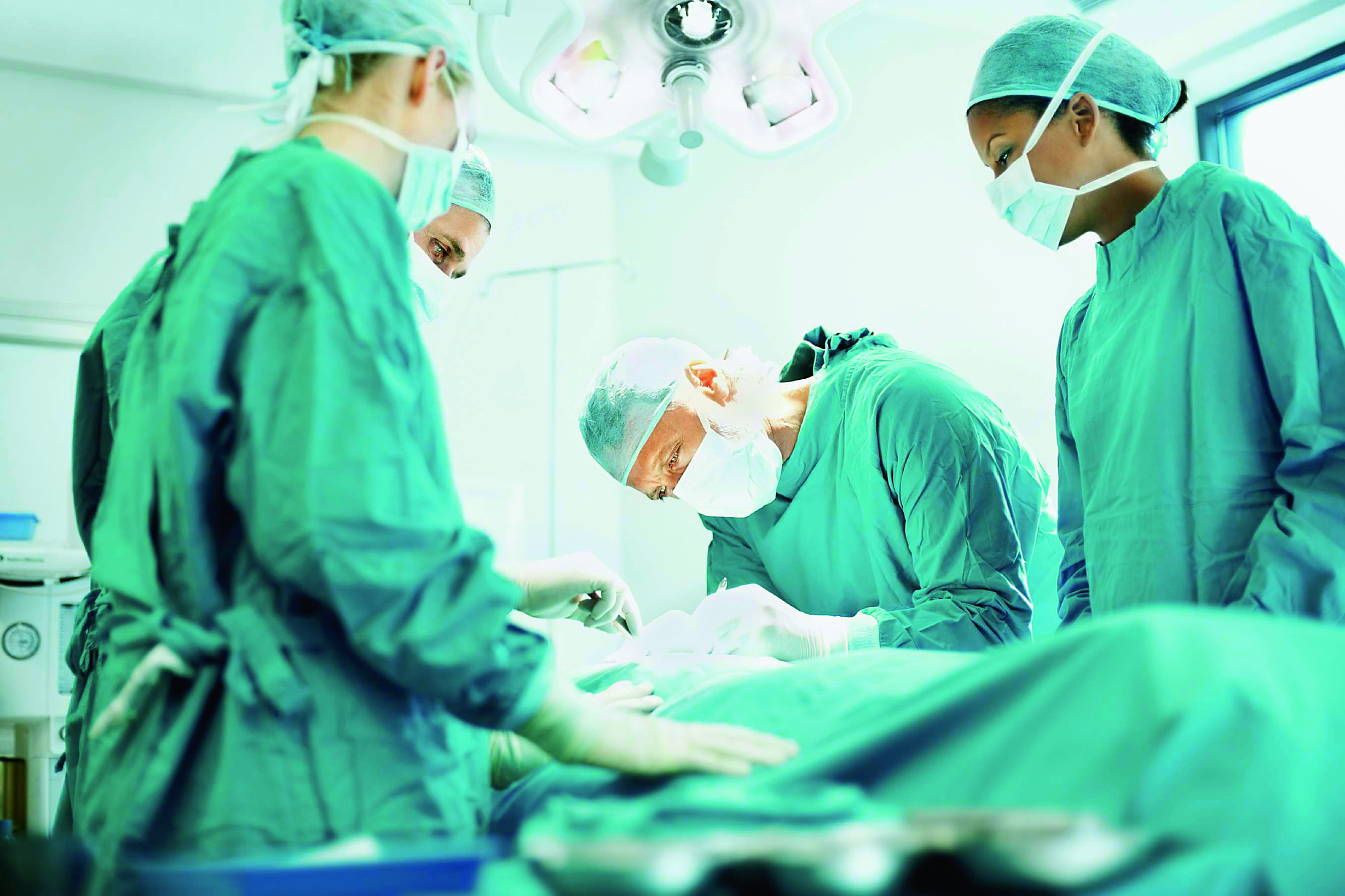 Ανεργία, υποαπασχόληση, μετανάστευση «μαστίζουν» τους νέους γιατρούς