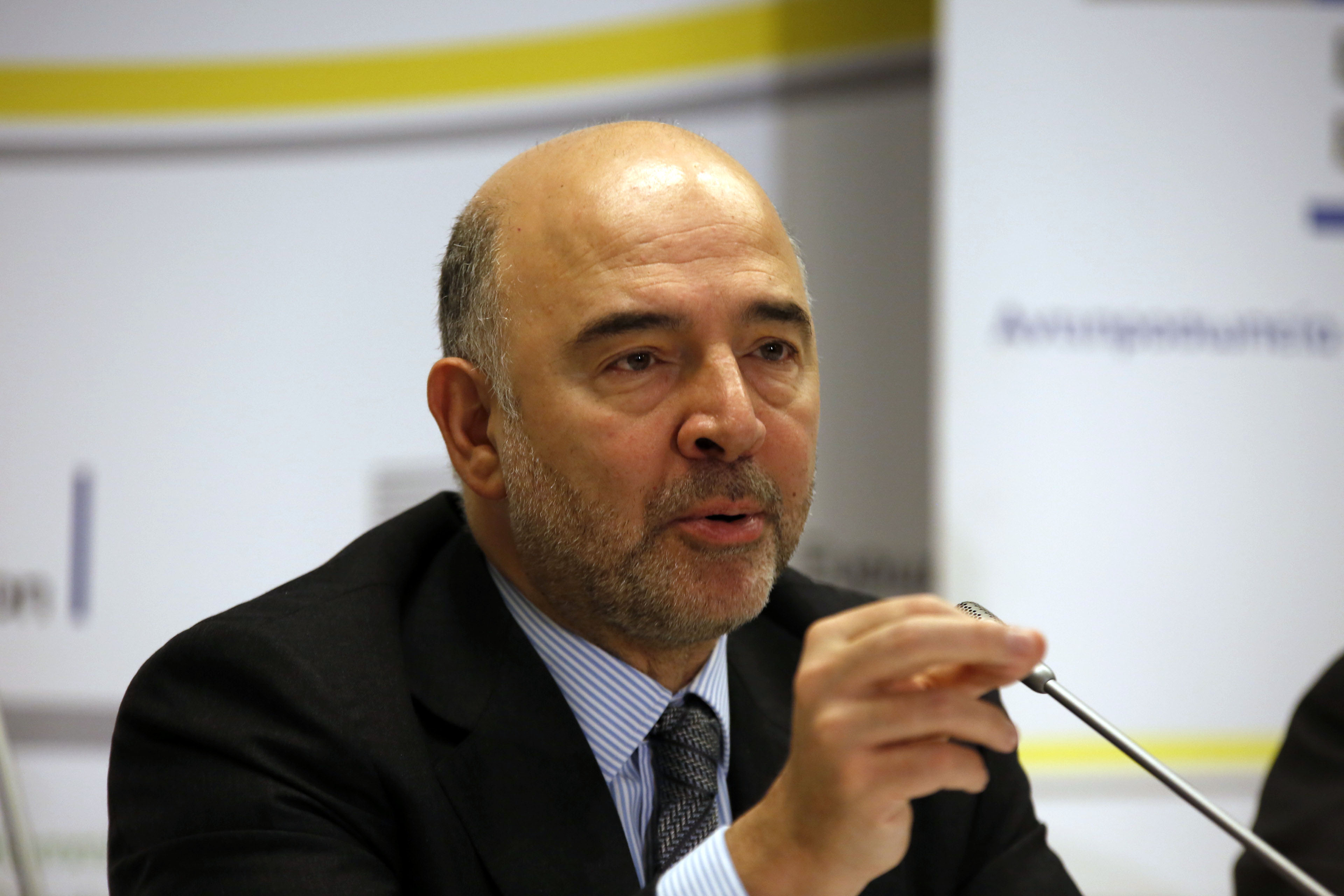 Μοσκοβισί: Δεν χρειάζεται να ψηφιστεί λεπτομερής δέσμη μέτρων