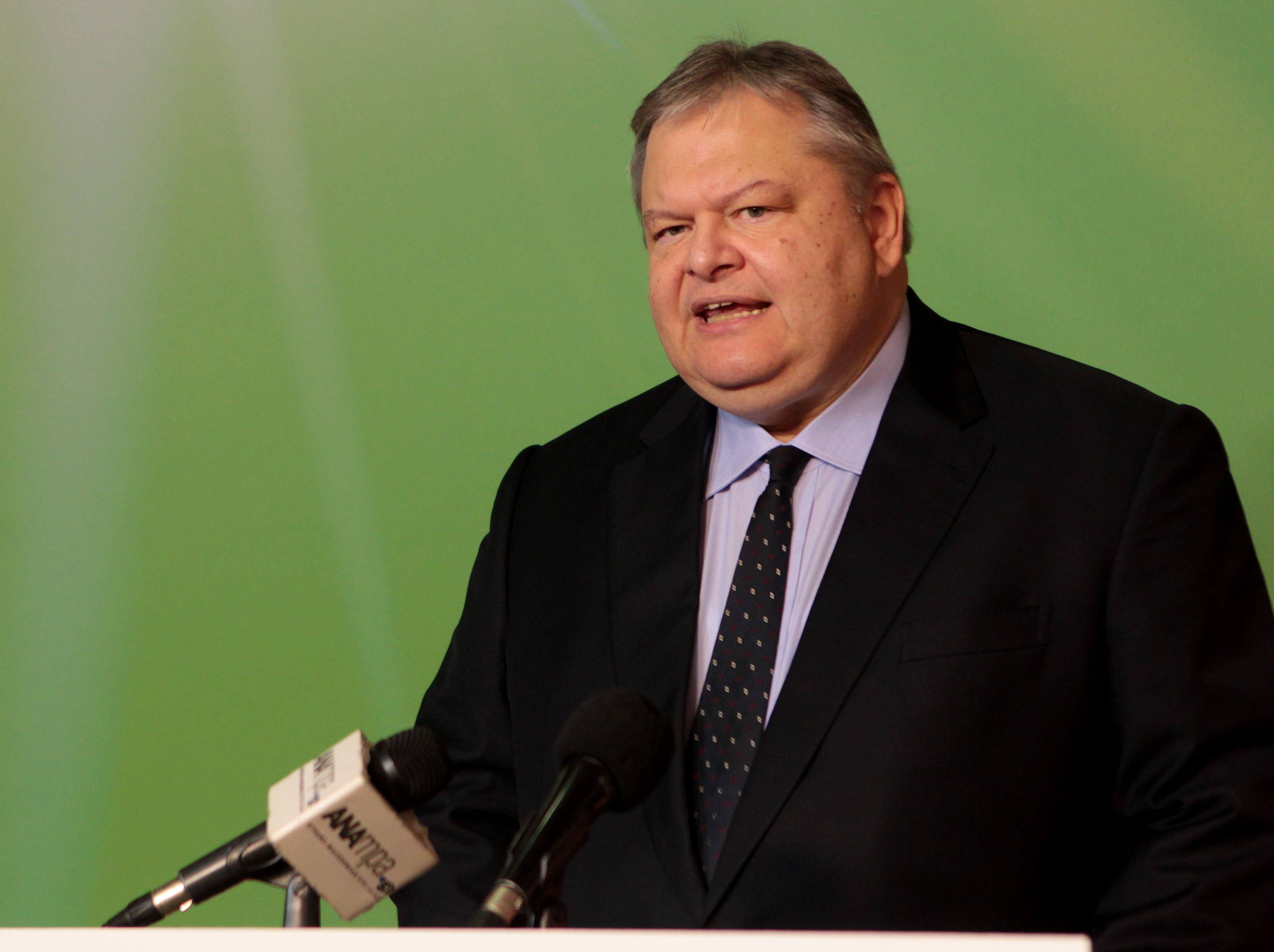 Βενιζέλος: Δυνάμεις της ΝΔ στηρίζουν την κυβέρνηση Τσίπρα