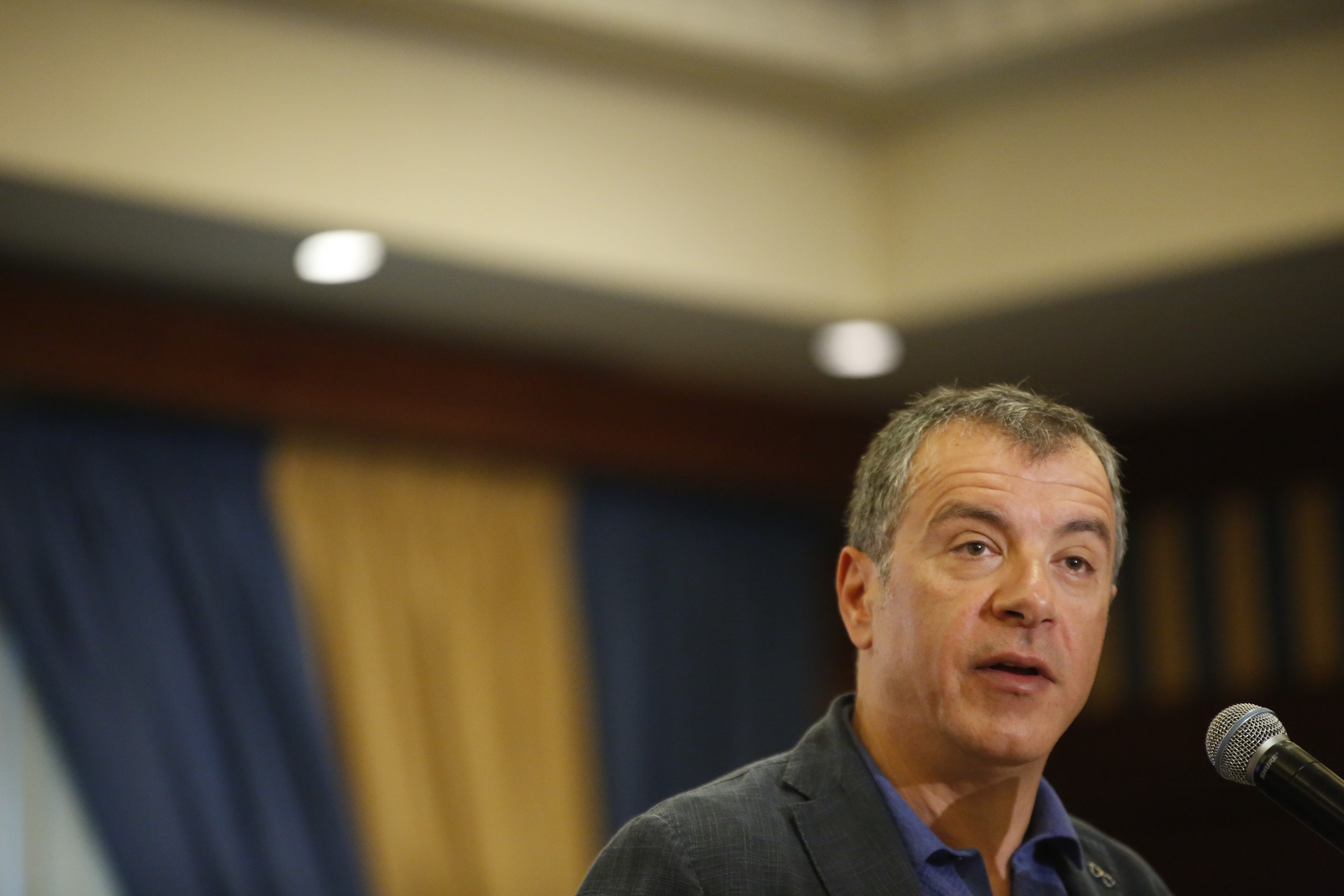 Θεοδωράκης: Καθυστερούμε και πάντα αποφασίζουμε στο παρά 5′