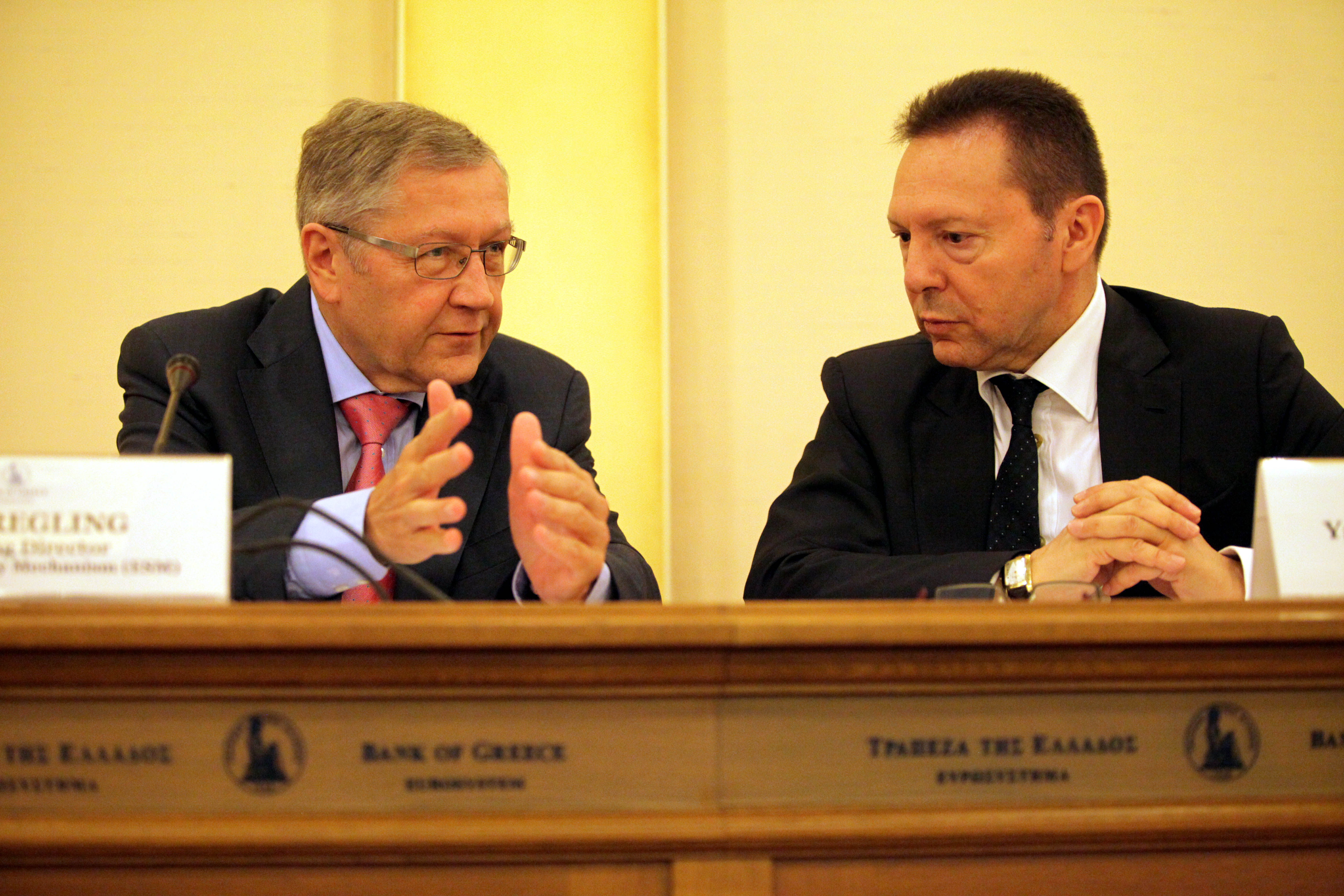 Συνάντηση Στουρνάρα – Ρέγκλινγκ με «μενού» την Ελλάδα