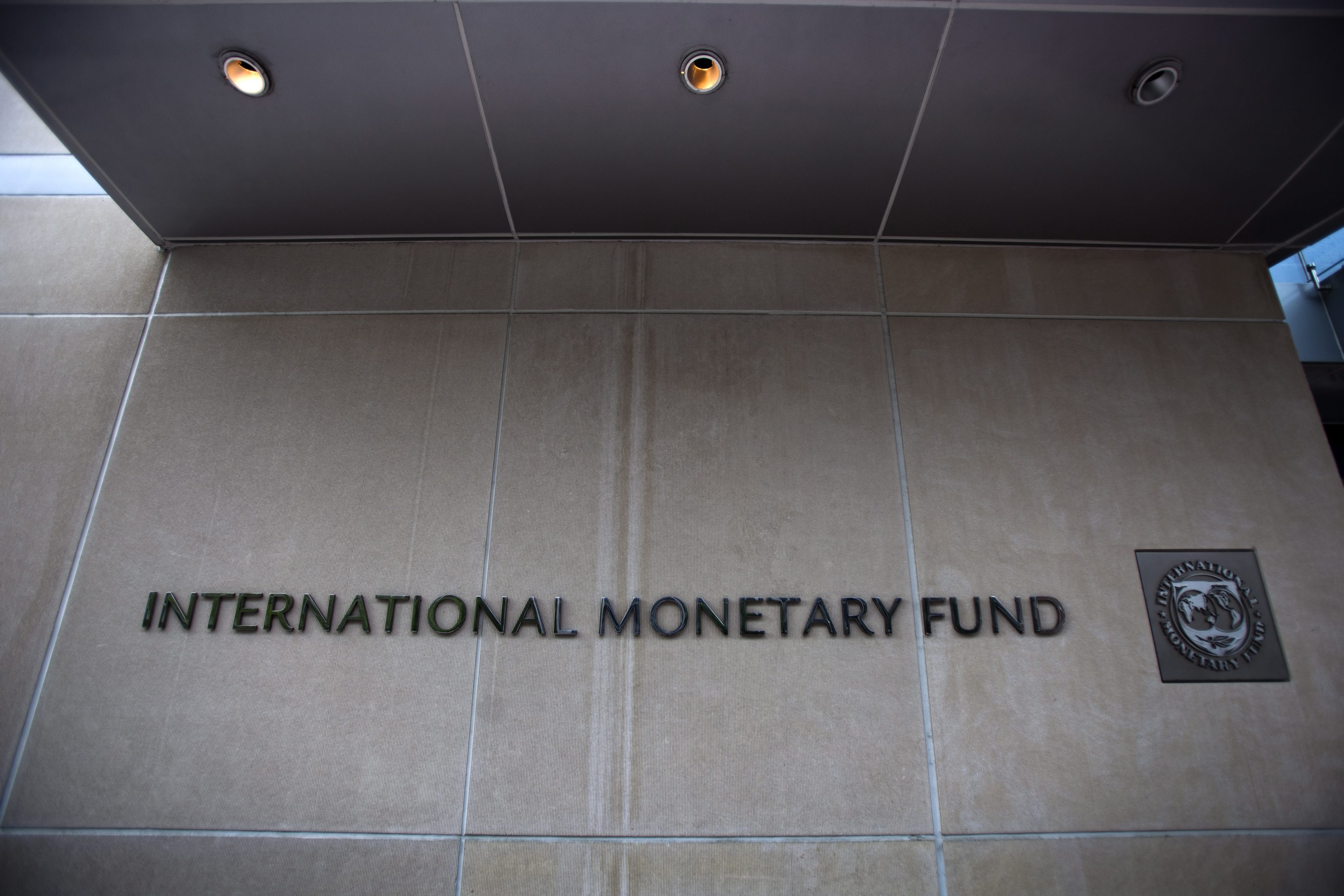 ΔΝΤ: Μειώνει τις προβλέψεις του για την ανάπτυξη στις ΗΠΑ