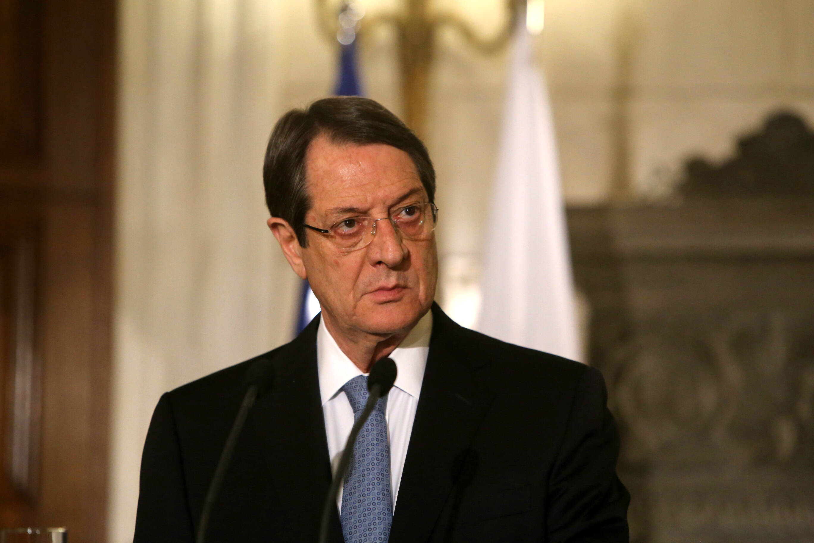 Κρίσιμες διαπραγματεύσεις Αναστασιάδη-Ακιντζί