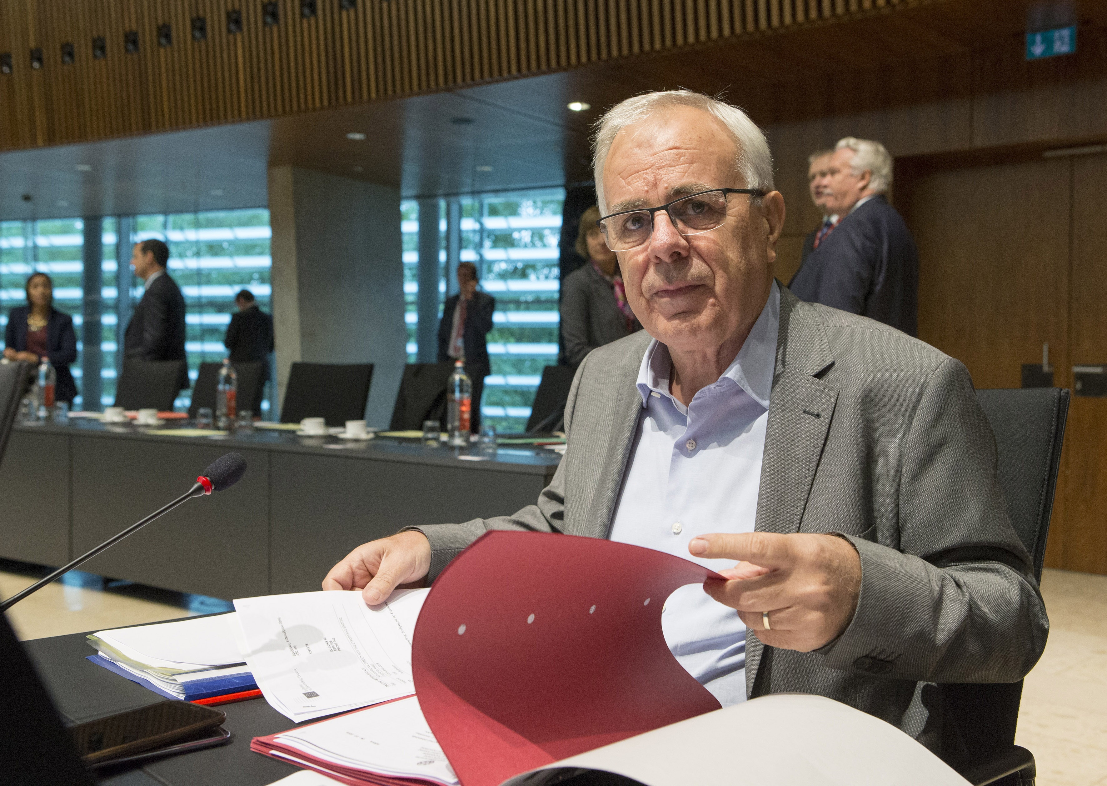 Ανάκληση 17 χαριστικών παραχωρήσεων δημόσιας περιουσίας