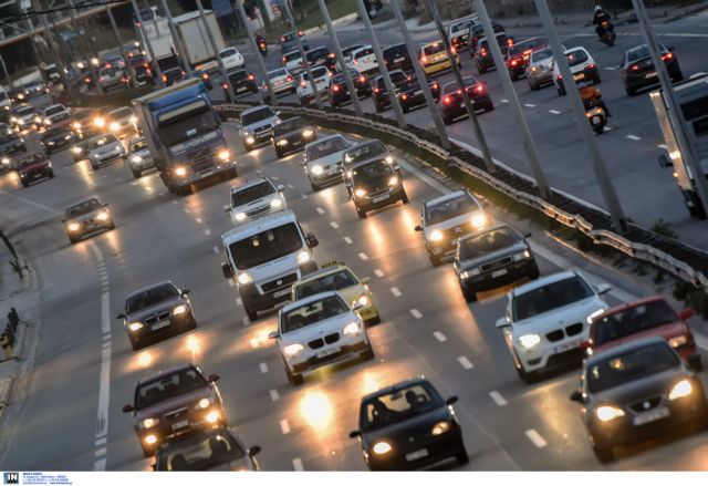 Αυξημένα τα μέτρα της Τροχαίας για Χριστούγεννα-Πρωτοχρονιά-Θεοφάνια