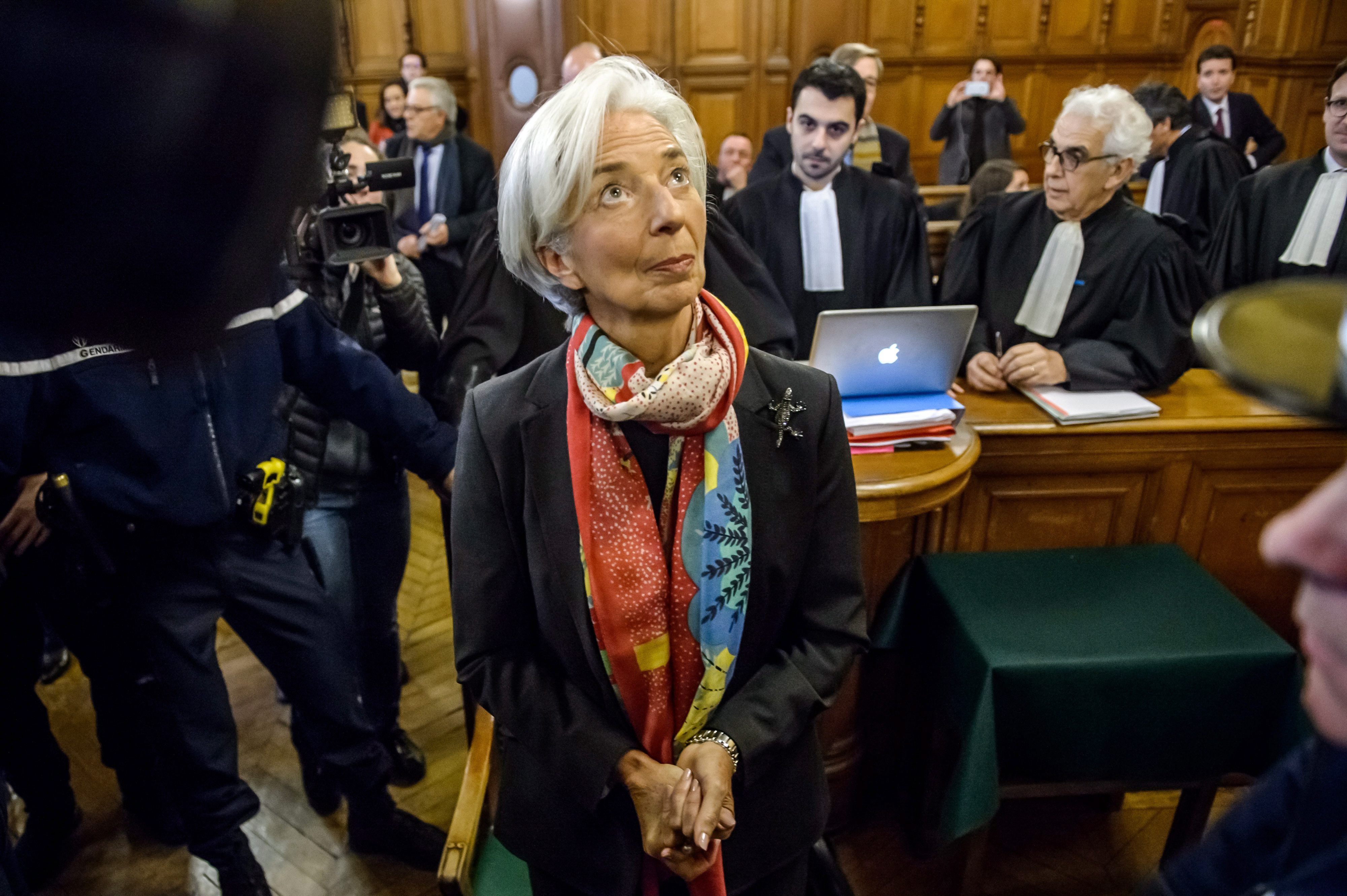 Καταδικάστηκε για αμέλεια η Λαγκάρντ στη δίκη Ταπί