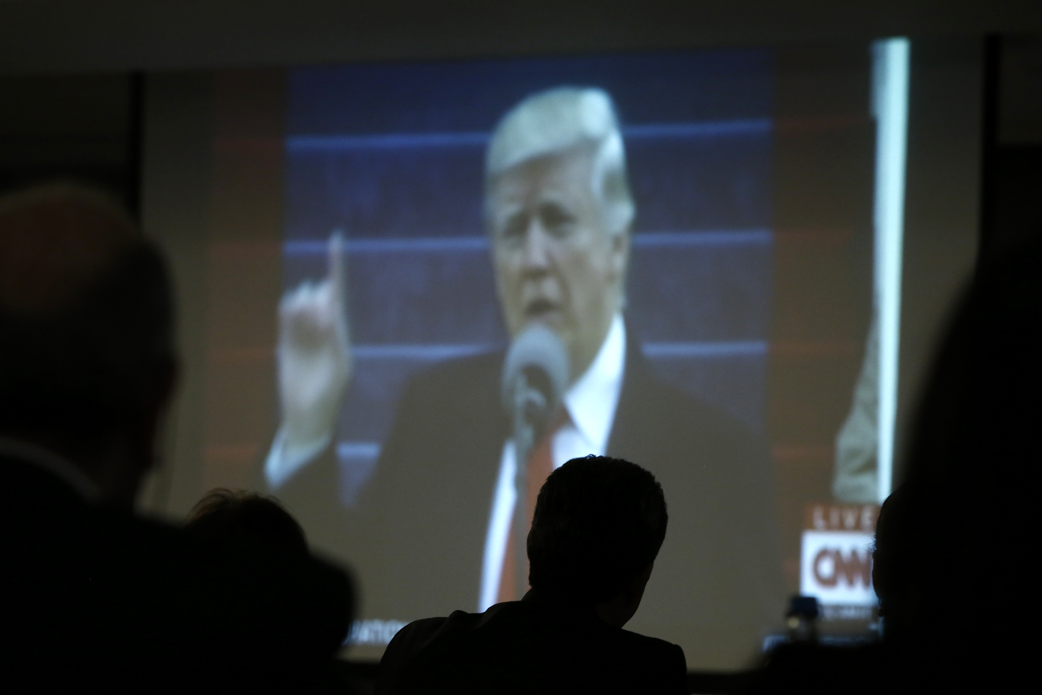 Με δασμούς στα αμερικανικά προϊόντα απειλεί το Βερολίνο