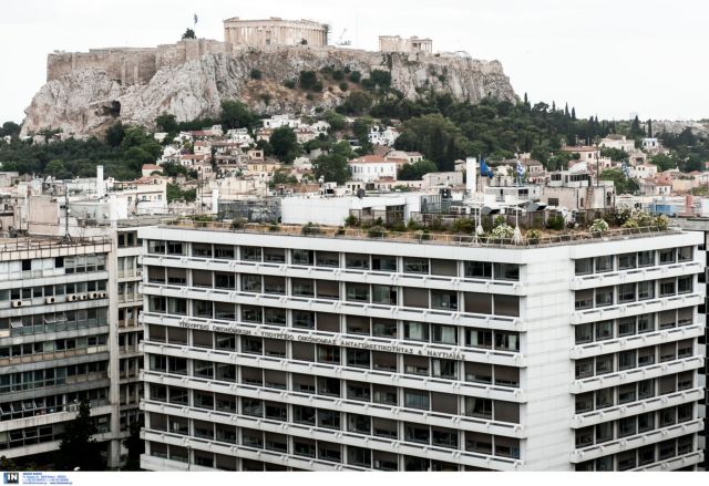 Η κυβέρνηση θέλει πλεονάσματα από 3,8% έως 5% από το 2018-2021, αλλά δεν πείθει τους δανειστές