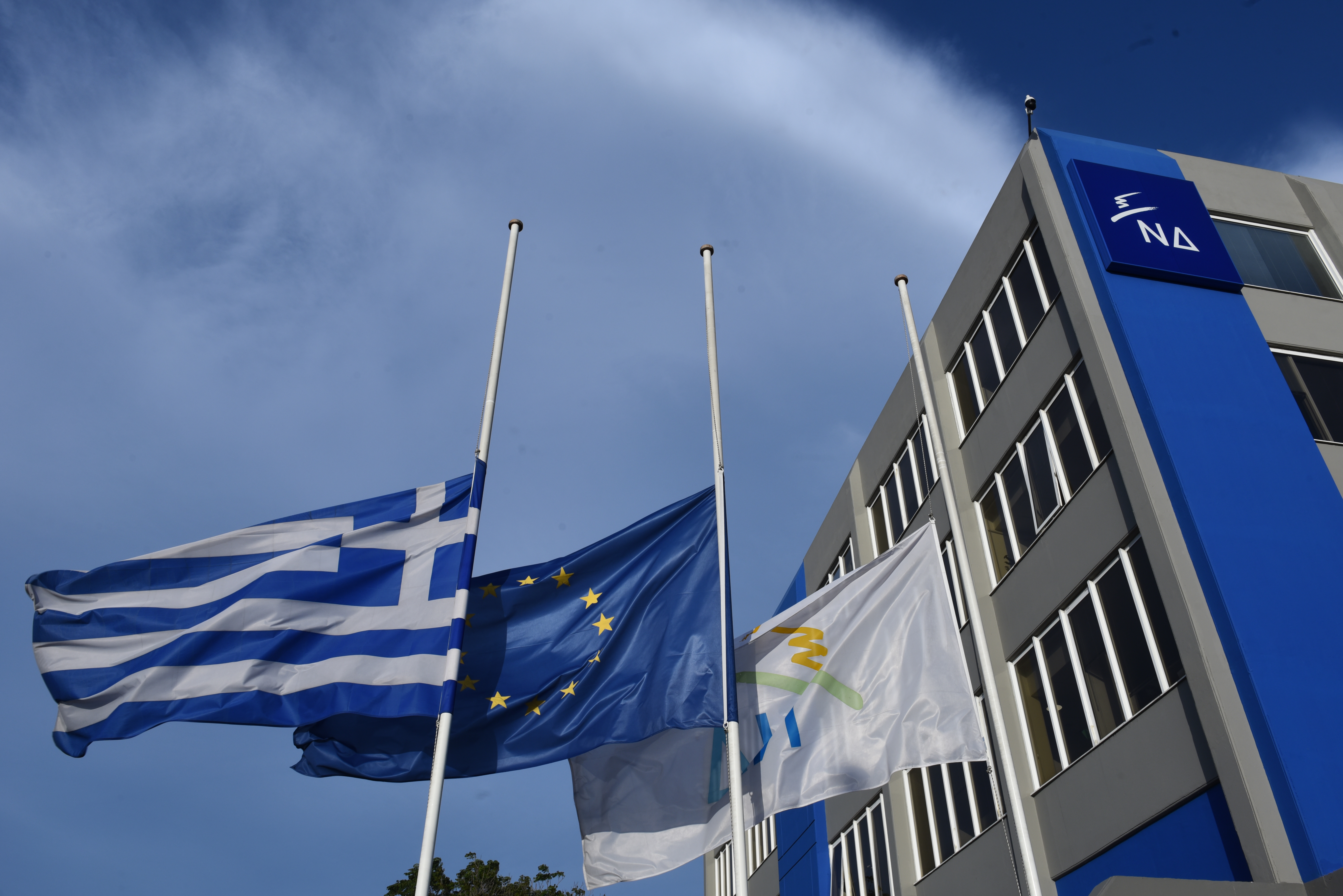 ΝΔ: Τσίπρας είναι και τσίπα δεν έχει πάνω του…