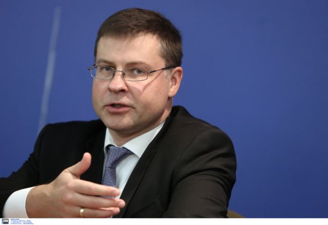 Ντομπρόβσκις: Να ευθυγραμμιστούμε με το εφικτό για το χρέος