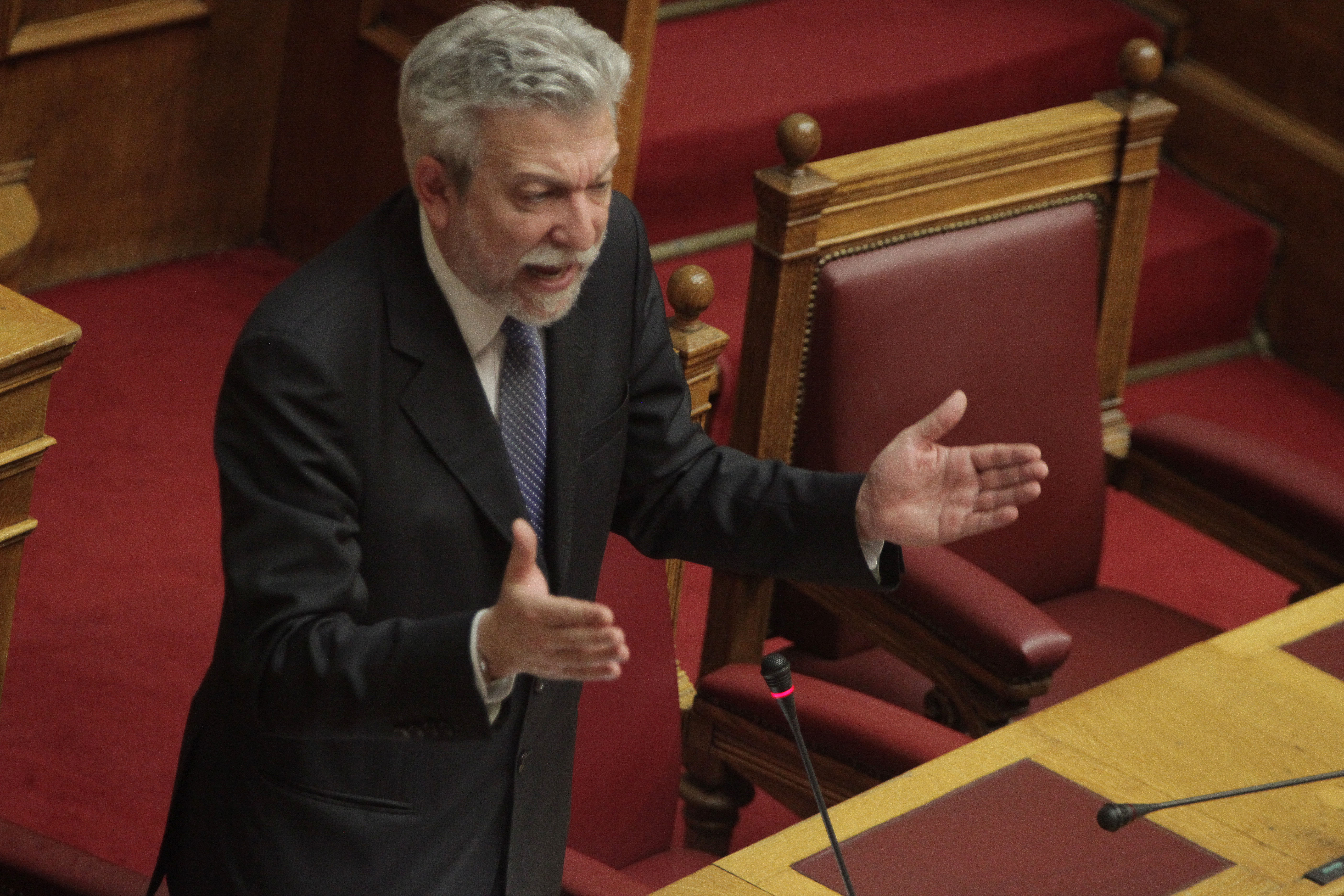 Στη Βουλή η δικογραφία για εμπλοκή πολιτικών προσώπων σε προσλήψεις στο ΚΕΕΛΠΝΟ