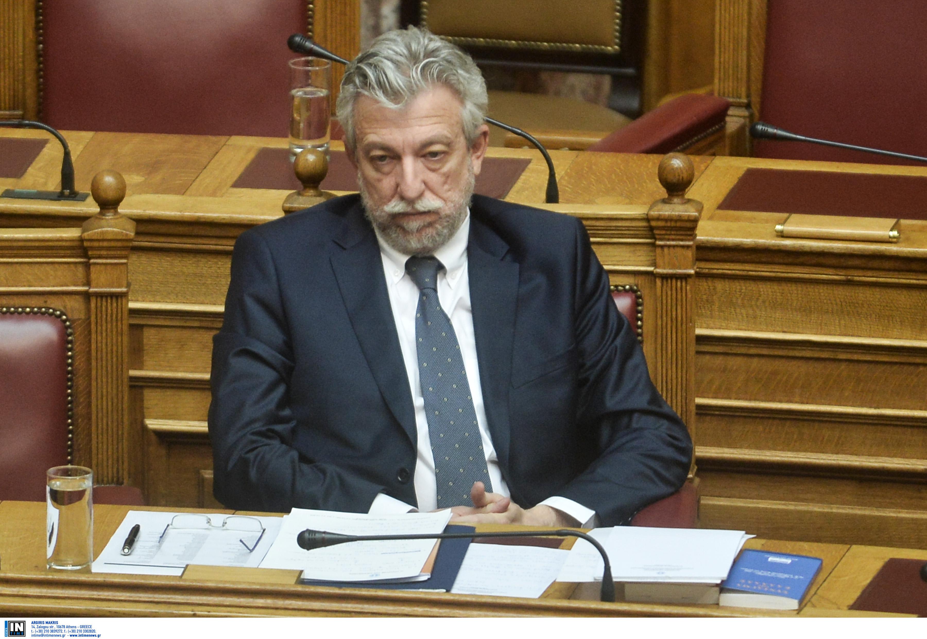 Σύγκρουση κυβέρνησης-αντιπολίτευσης για τα «εγκλήματα των κομμουνιστικών καθεστώτων»