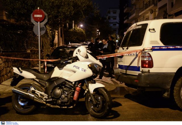 Απόπειρα ληστείας με καλάσνικοφ σε μίνι μάρκετ στο Παλαιό Φάληρο