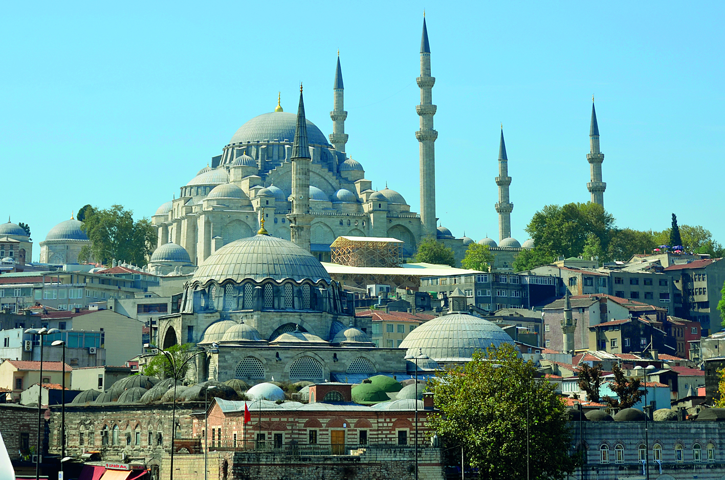 Τούρκοι εθνικιστές εισέβαλαν και προσευχήθηκαν στην Αγία Σοφιά [Βίντεο]