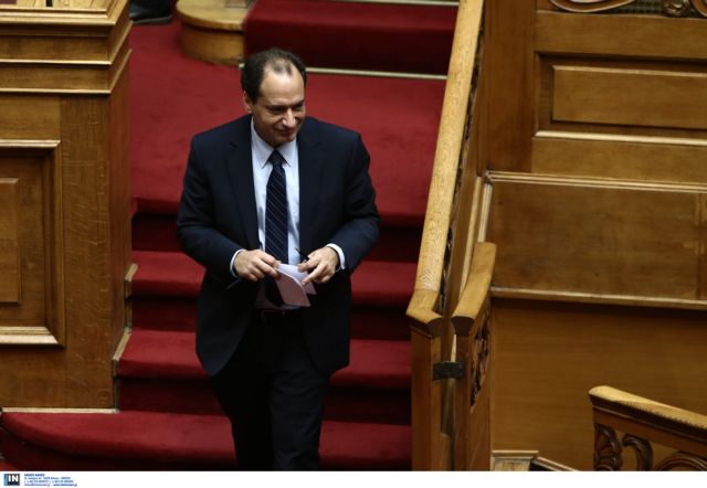 Το πρώτο τρίμηνο του 2018 ξεκινούν τα έργα για την υποθαλάσσια οδική σύνδεση της Σαλαμίνας