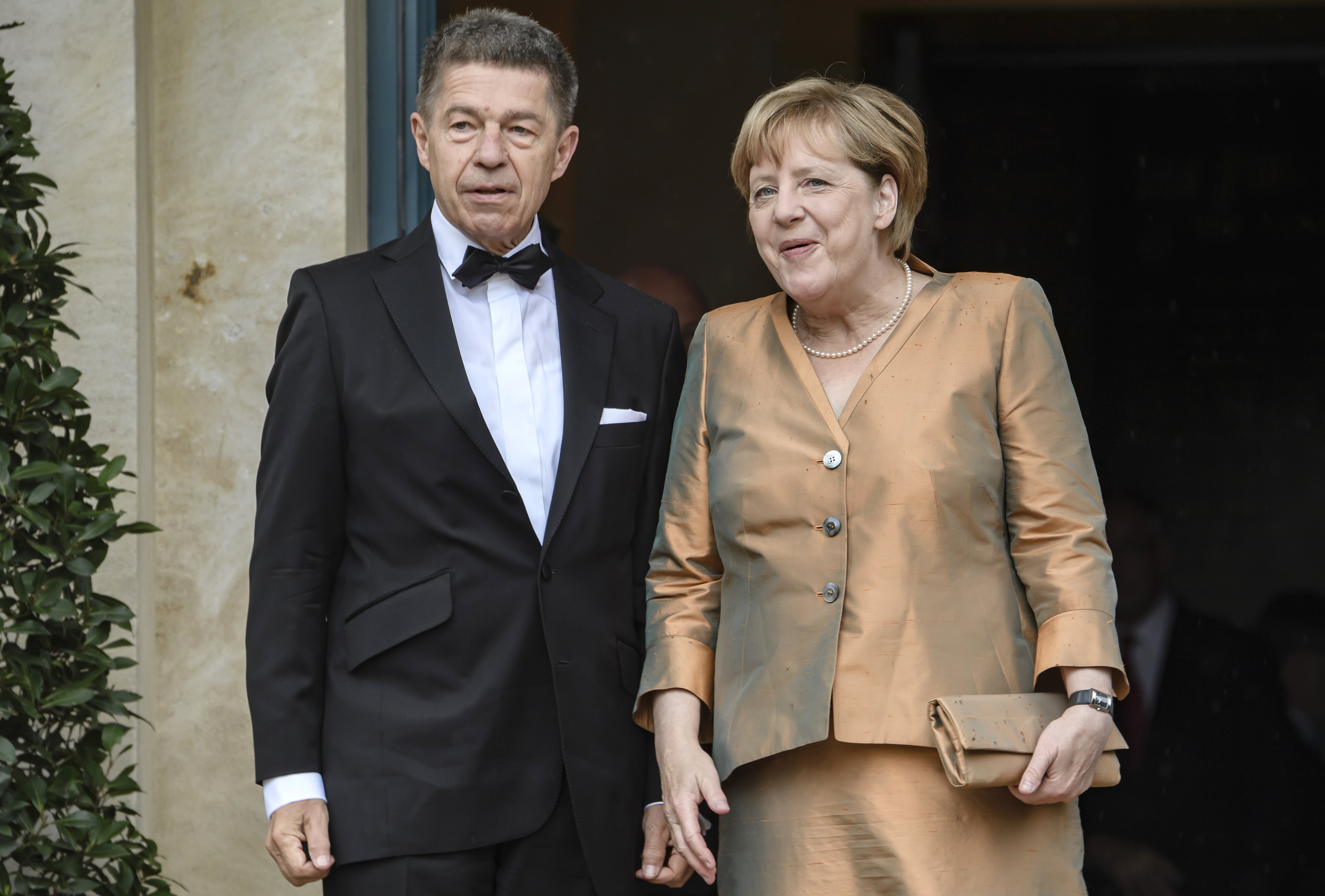 Γερμανία: Ο σύζυγος της Μέρκελ είχε αιφνιδιαστεί από την πτώση του Τείχους