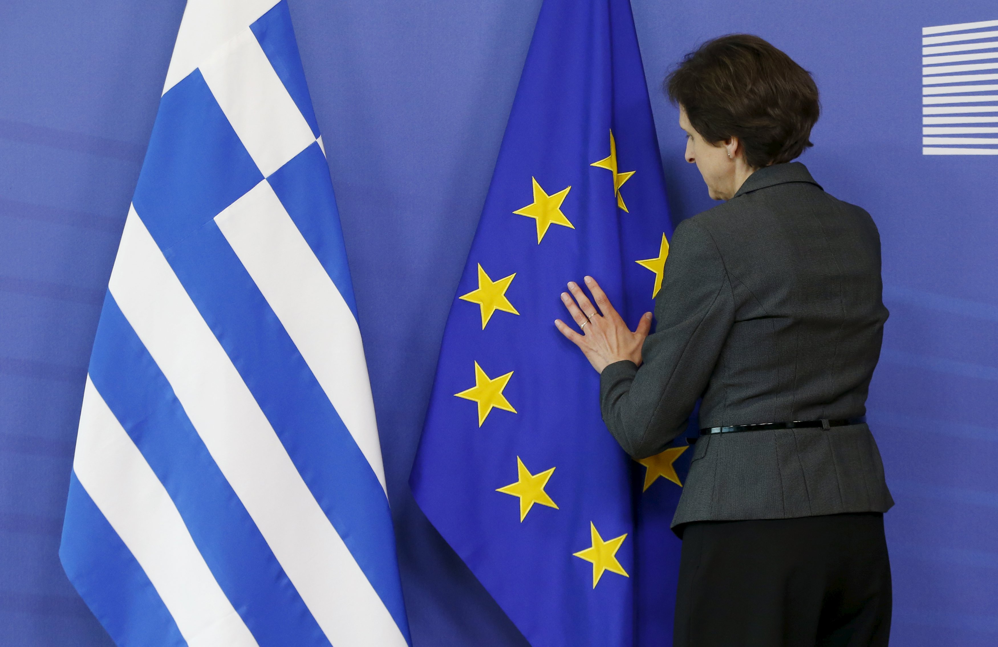 Ιταλικά ΜΜΕ: Η Ελλάδα θα μπορούσε να επιστρέψει αυτόνομα στις αγορές