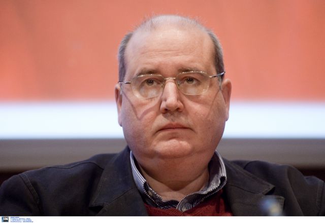 Φίλης: Η εξωτερική πολιτική δεν ασκείται με συλλαλητήρια