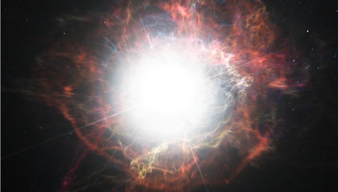 Ερασιτέχνης αστρονόμος φωτογράφισε το πρώτο φως από έκρηξη σούπερ-νόβα