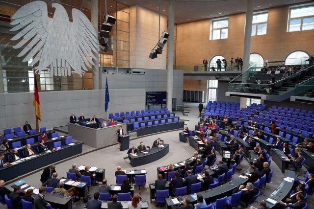 DW: Το Βερολίνο για τη μεταμνημονιακή χρηματοδότηση της Ελλάδας