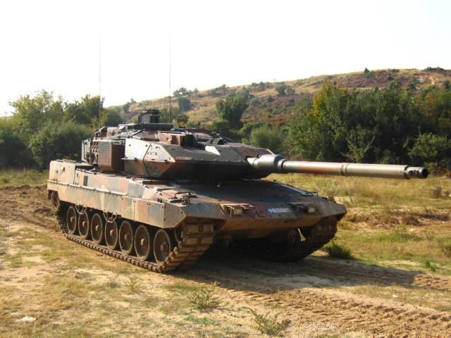 DW: Χρυσές εποχές για εμπόρους όπλων