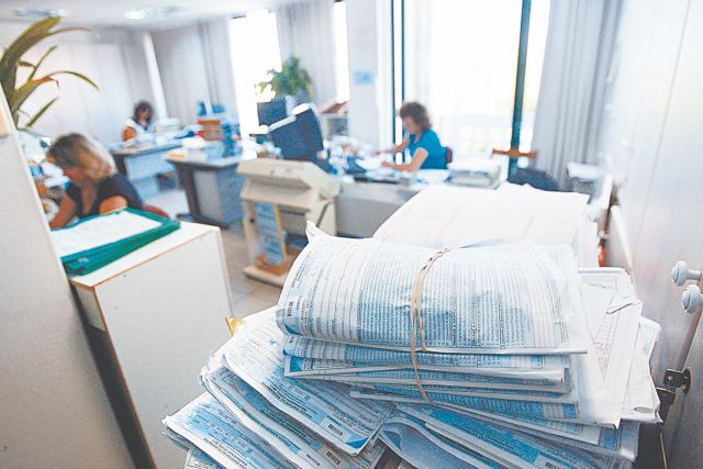 Παράταση μέχρι την Μ. Πέμπτη οι υποβολές για τις συγκεντρωτικές