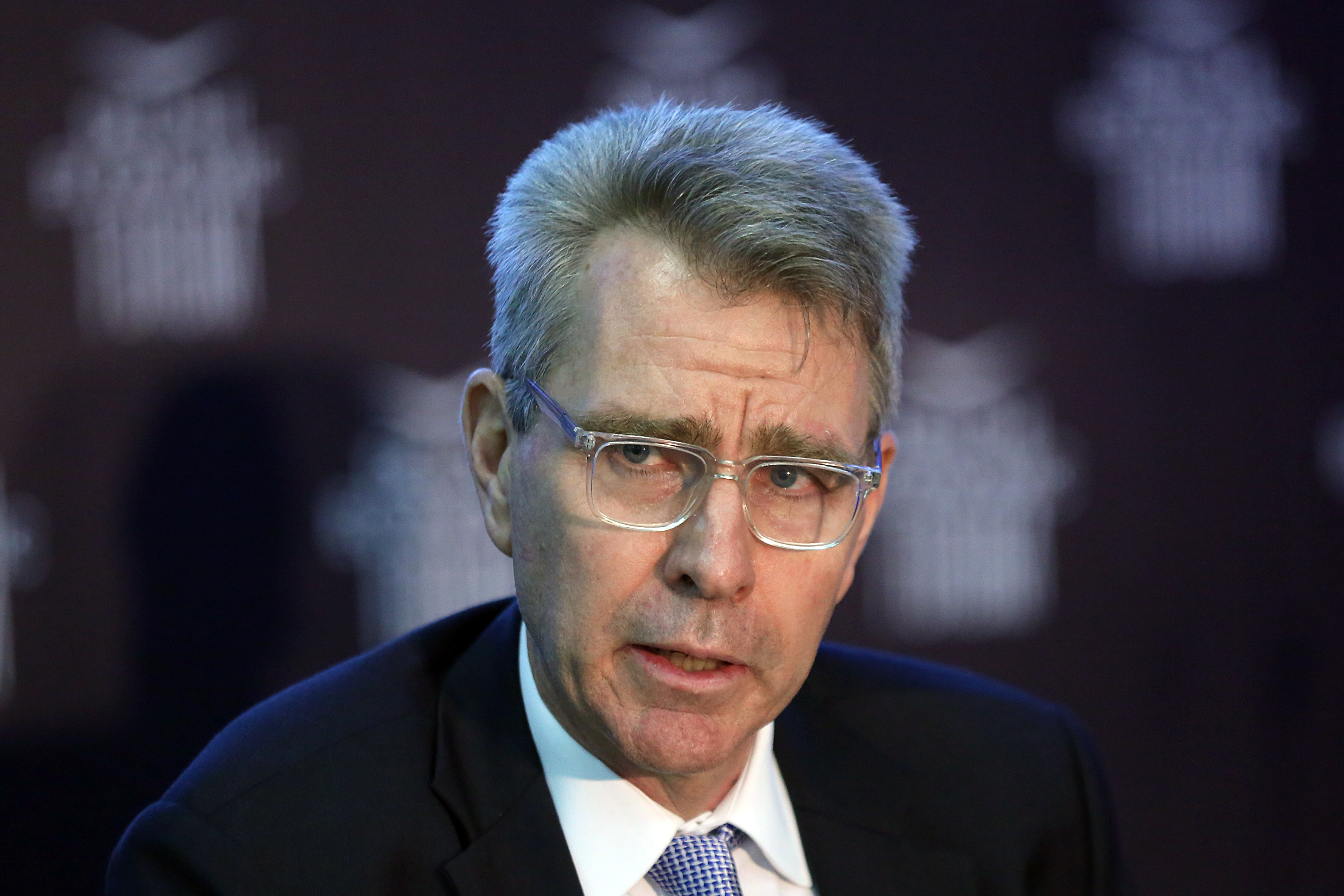 Pyatt supports Tsipras’ quest to engage with Turkey, return of Greek officers