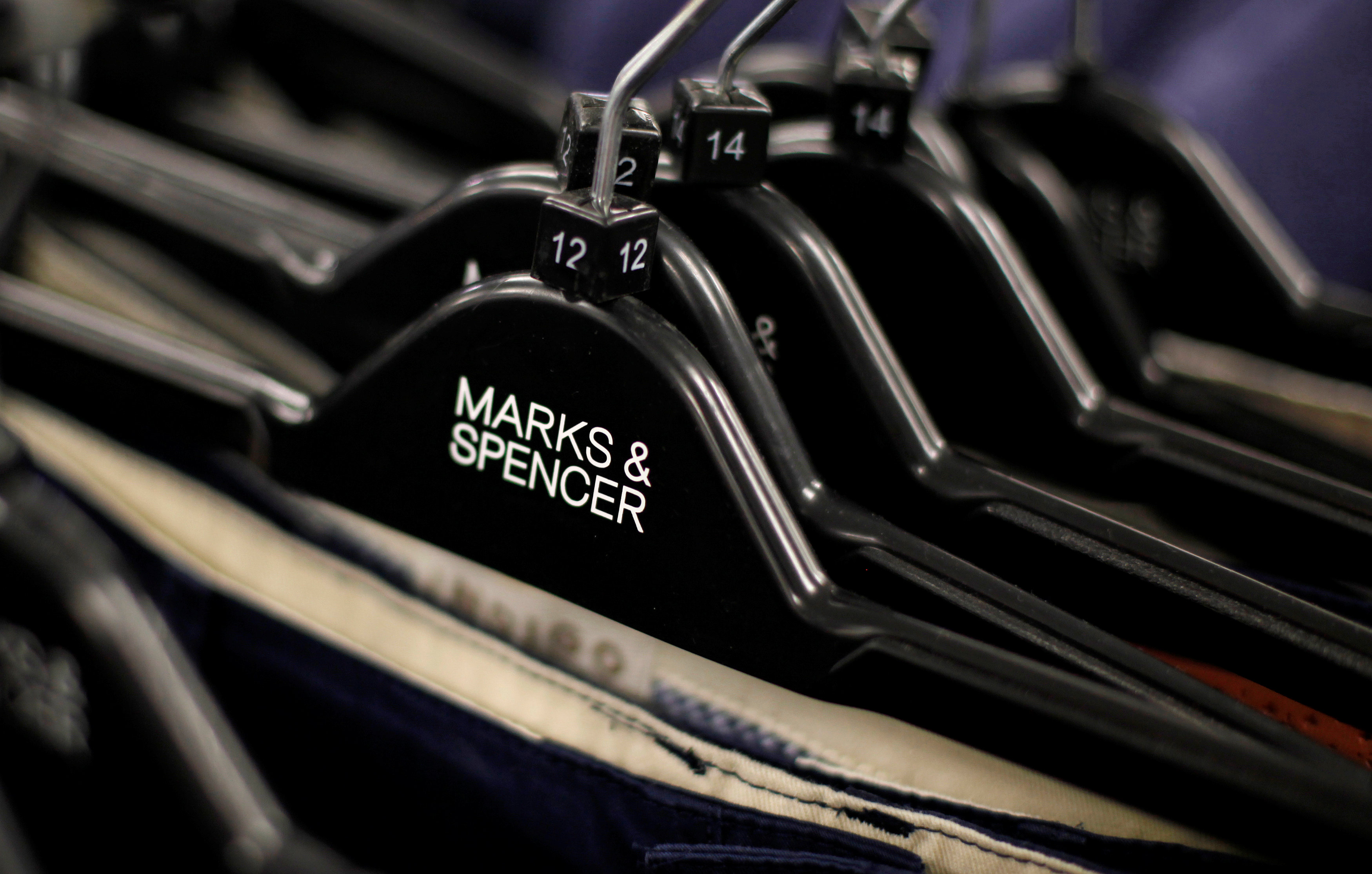 Marks&Spencer: Θα κλείσει 100 καταστήματα μέχρι το 2022