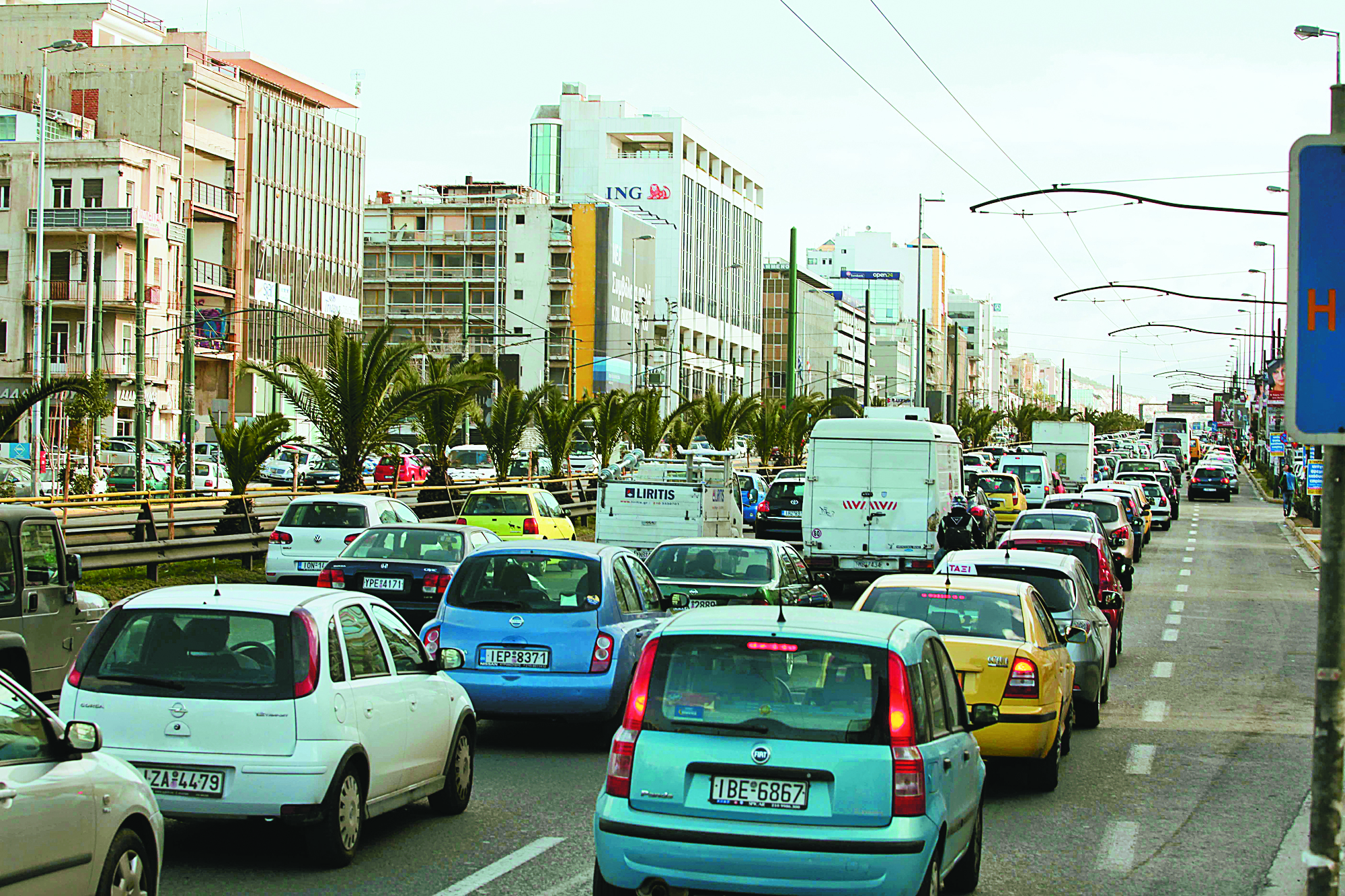 Προβλήματα στους δρόμους της Αθήνας – Πώς κινούνται τα Μέσα Μαζικής Μεταφοράς την Πέμπτη