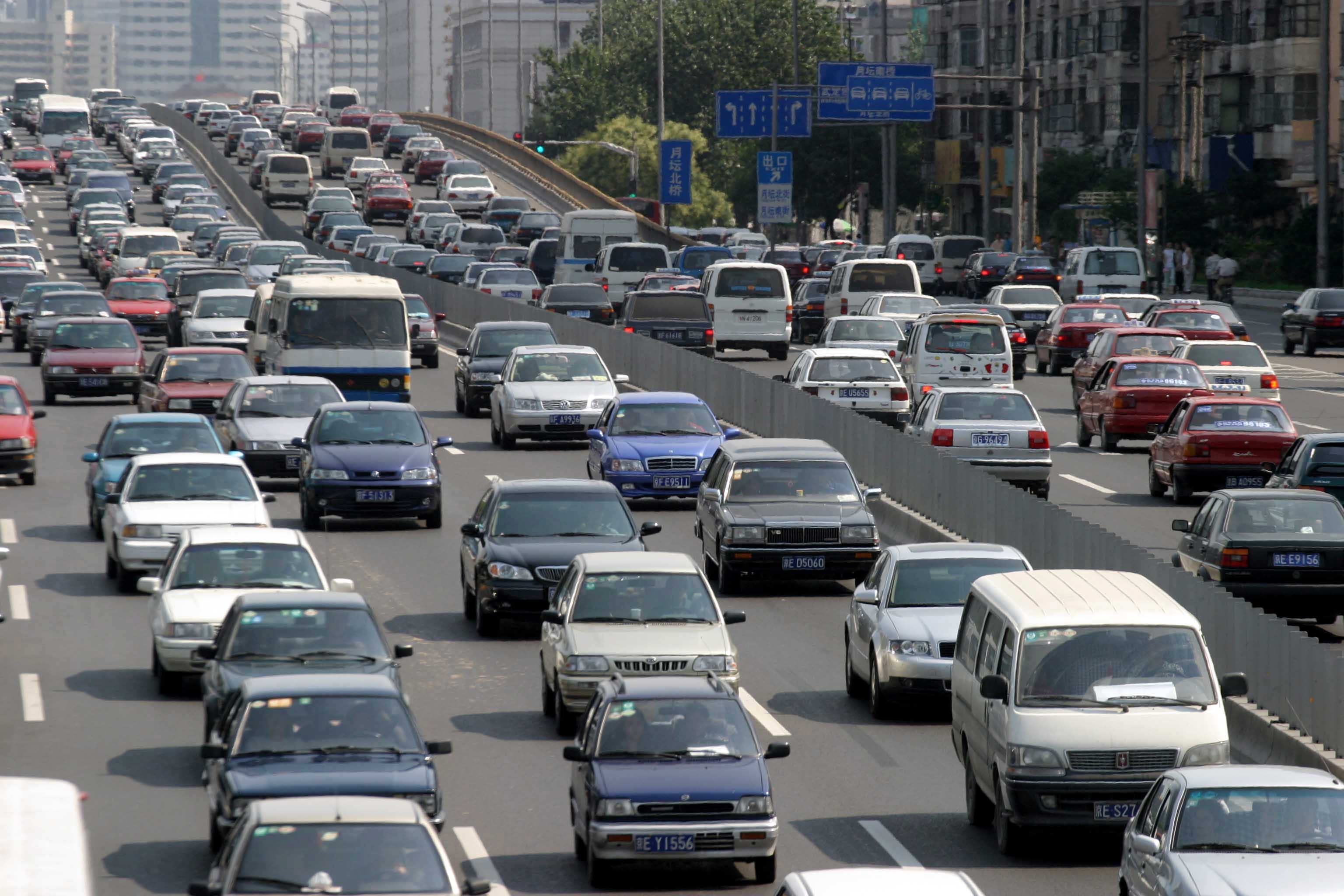 Ο Τραμπ ζητά ανταλλάγματα για άρση δασμών στα αυτοκίνητα