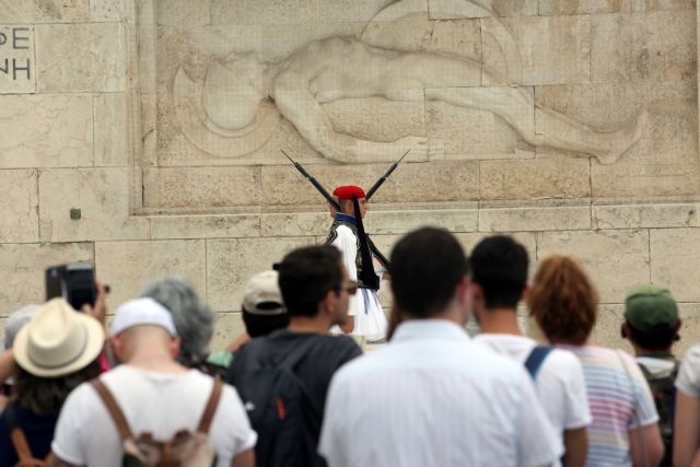 Μάτι και Κινέτα δεν επηρέασαν τις αφίξεις τουριστών