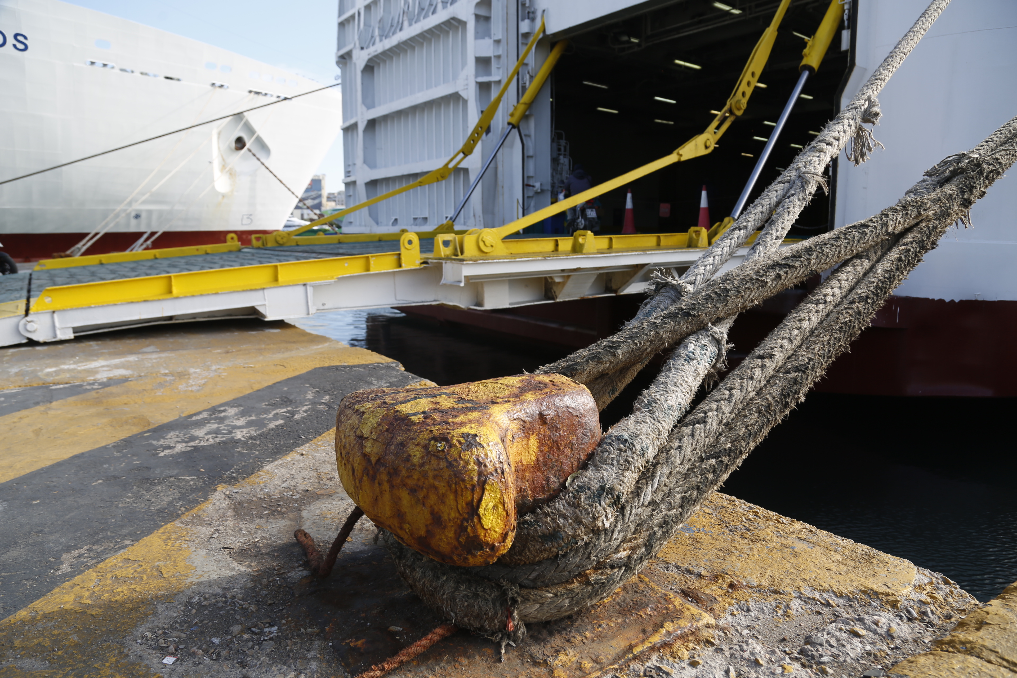 Αντιδρούν στην απεργία της ΠΝΟ οι ακτοπλόοι