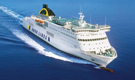 ΑΝΕΚ: 21 εκατ. ευρώ από την πώληση δύο πλοίων