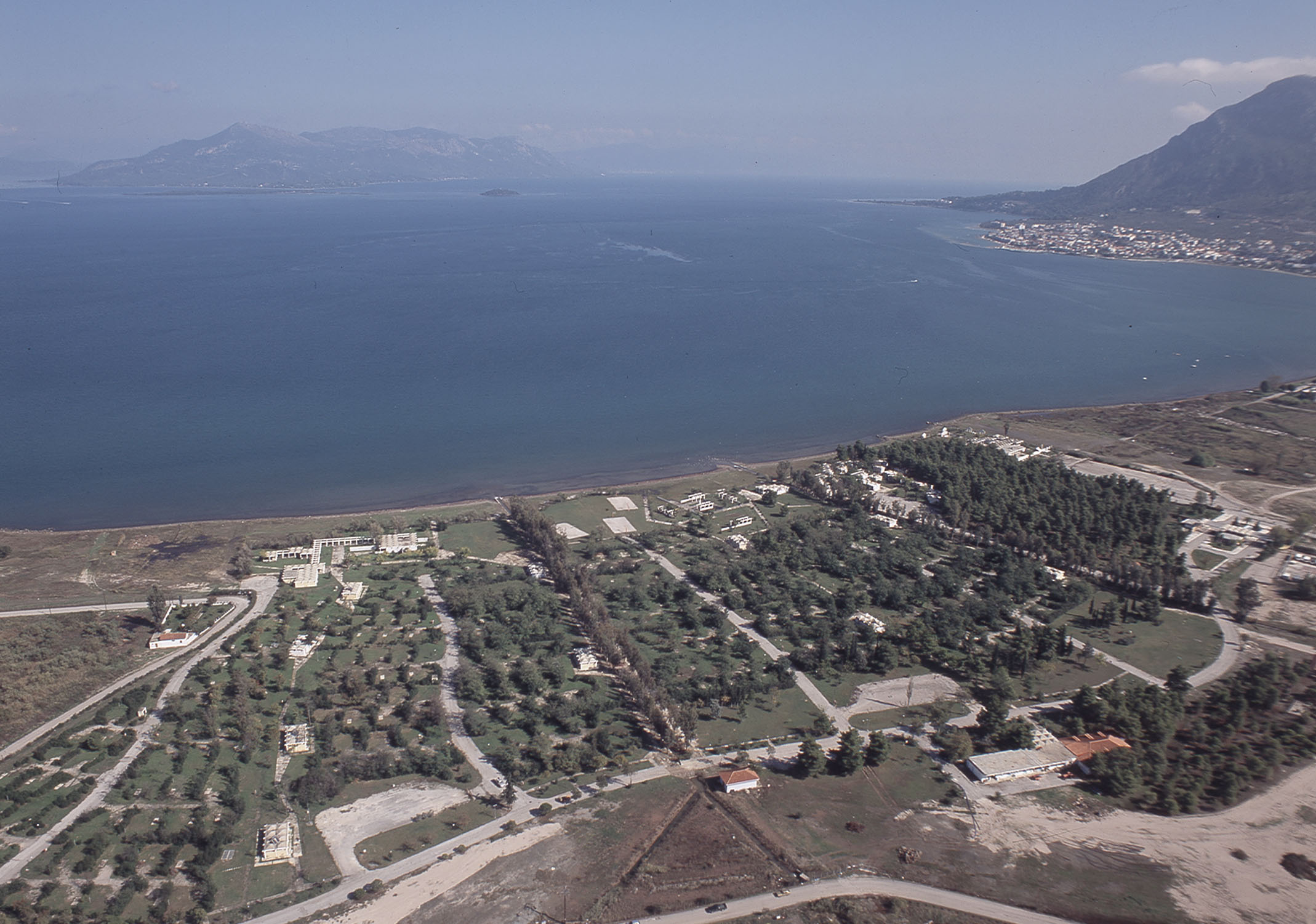 Αφάντου: Τέσσερις δεσμευτικές προσφορές