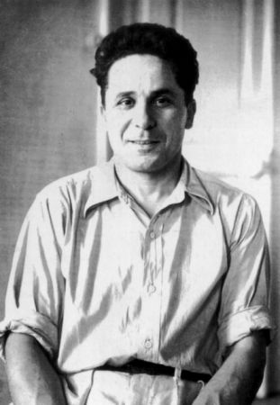 Monument for KKE’s Nikos Zachariadis unveiled in Siberia