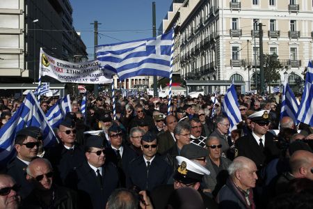 Συσκέψεις Σταϊκούρα με εκπροσώπους των ενστόλων την Τρίτη