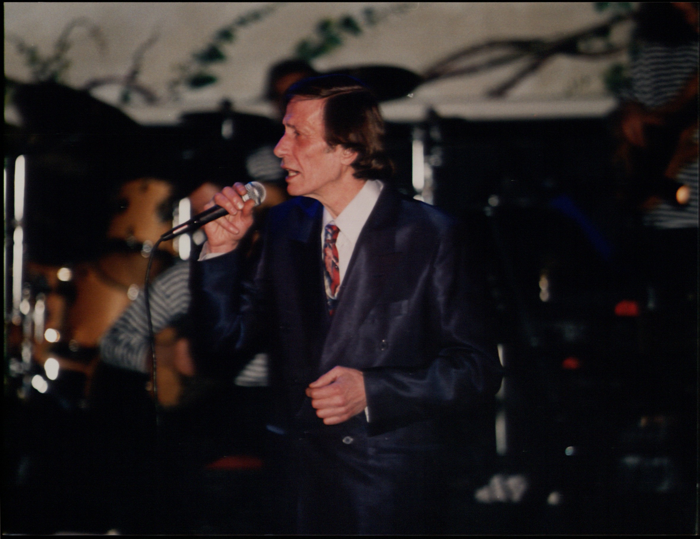 Εφυγε σε ηλικία 74 ετών ο τραγουδιστής Γιάννης Καλατζής