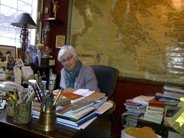 Πέθανε η εκδότρια της «Εστίας» Μάνια Καραϊτίδη