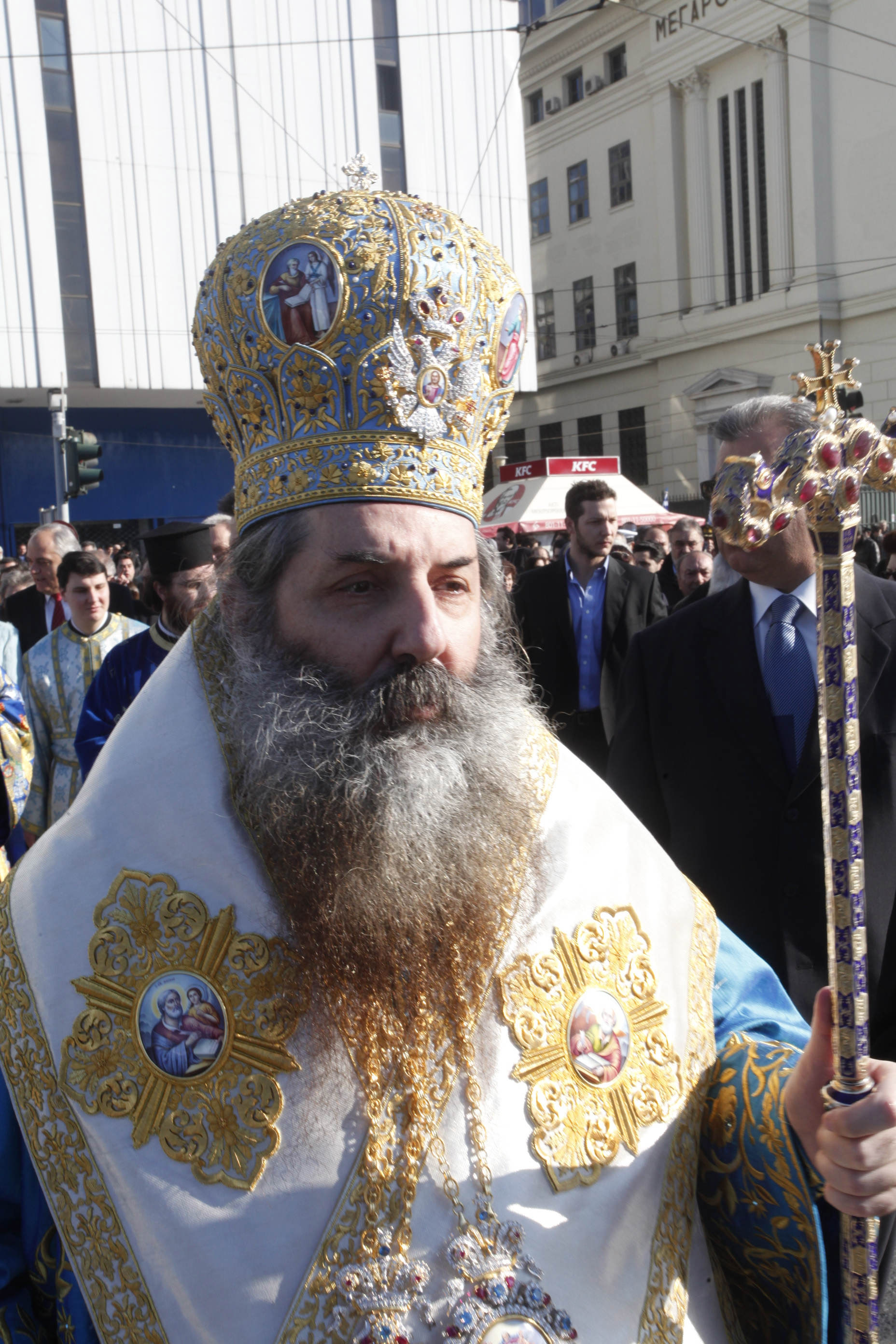 Σεραφείμ: Υβρις το σύμφωνο συμβίωσης ομόφυλων ζευγαριών