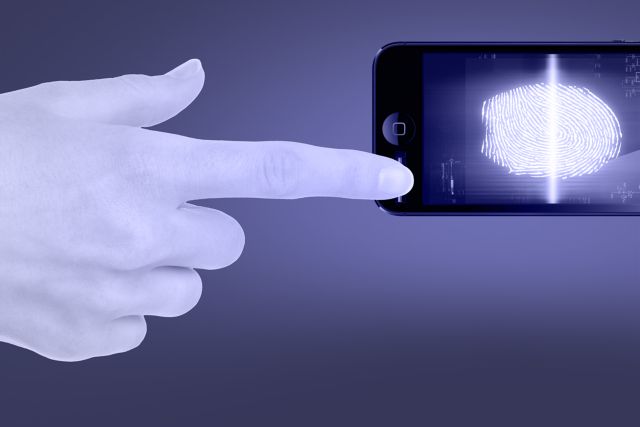 To επόμενο iPhone θα «διαβάζει» δακτυλικά αποτυπώματα;