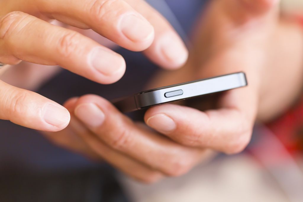 «Φρένο» στη χρήση κλεμμένων κινητών βάζουν οι Αρχές