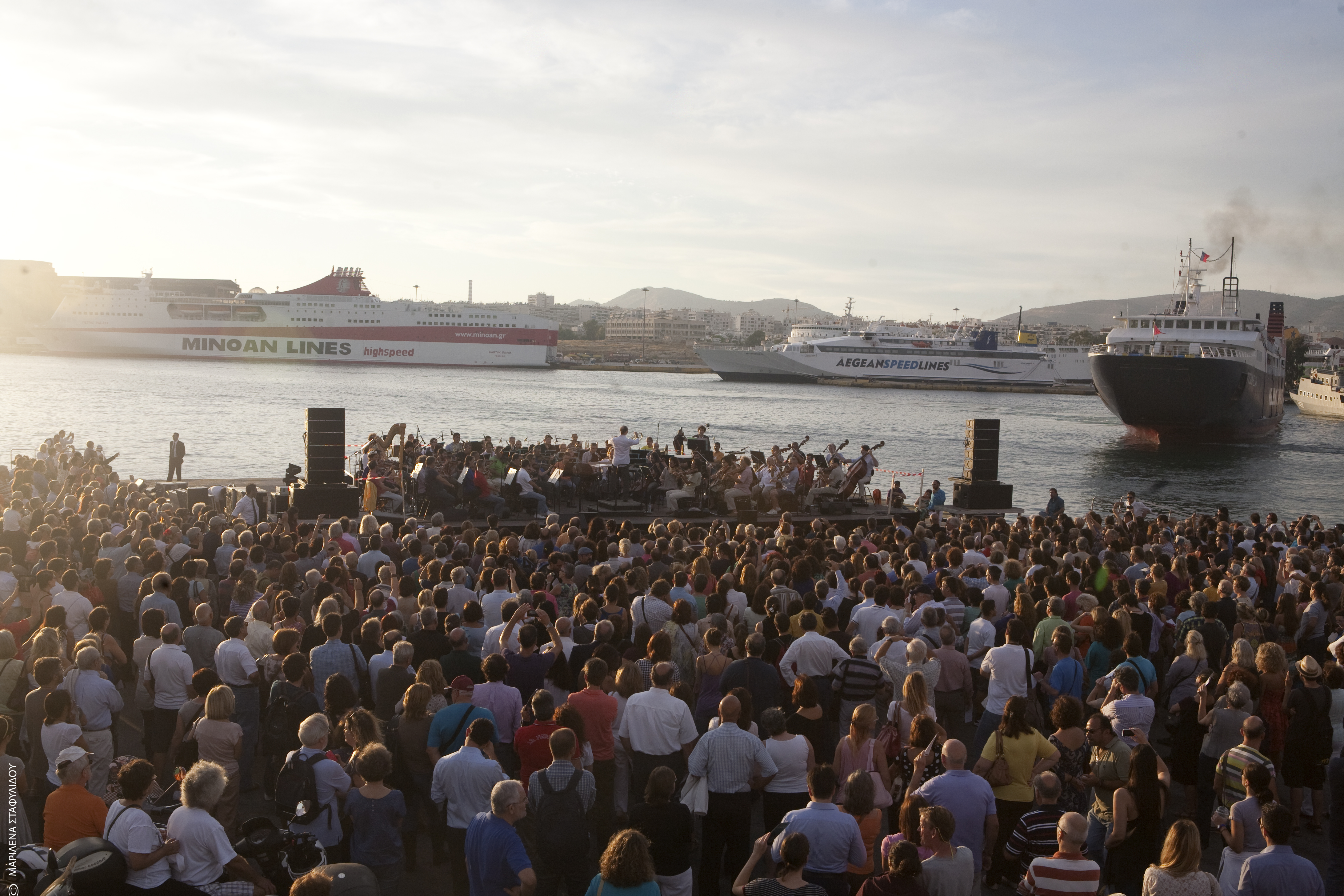 Mύρων Mιχαηλίδης: Θέλουμε και την κυρία με το ταγέρ και τον νεαρό με το σκισμένο τζιν
