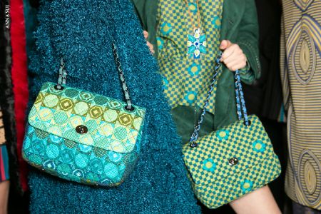 Τσαντάκια με αλυσίδες